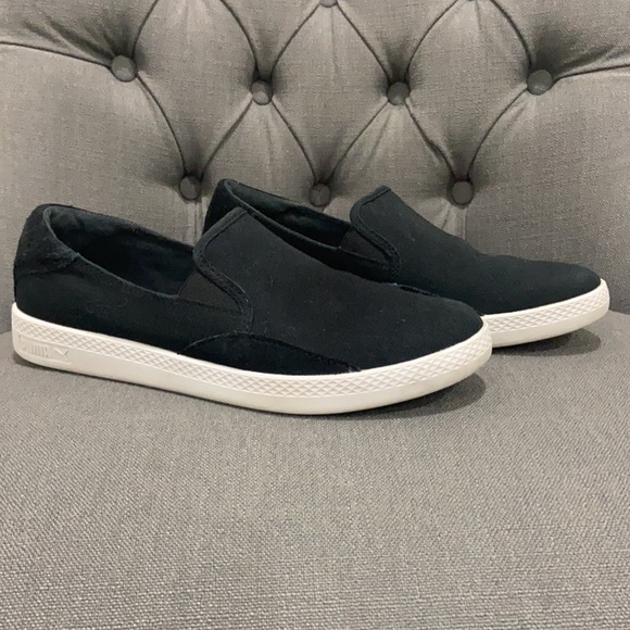 Puma black slip on sneakers - Picture 2 of 4